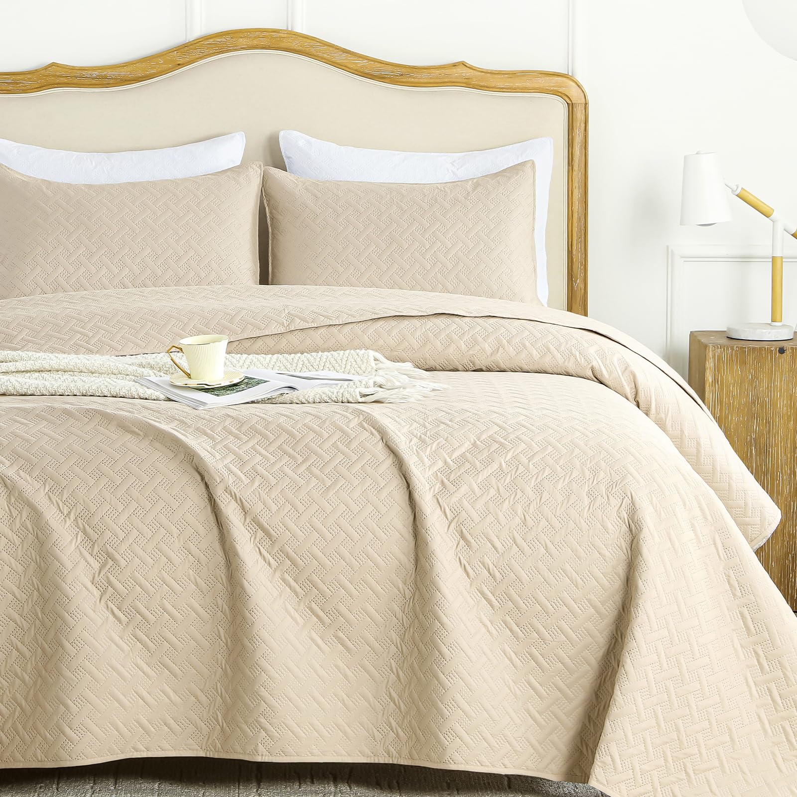Flymme Beige King Quilt Bedspreads,Modern Style Geometric Weave Stripe Pattern, 3 Pieces Lightweight Bedding Sets, Microfiber Qu